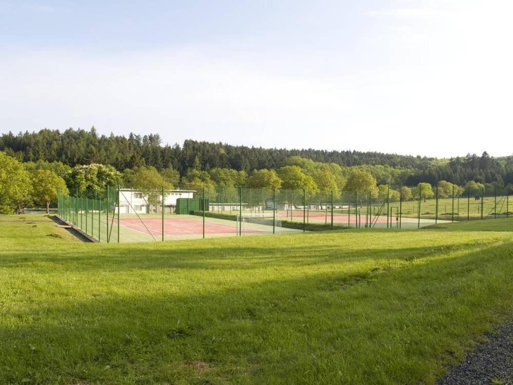 Wellness Hotel Orlik Kozarovice Eksteriør billede